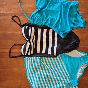 Three Womens Bathing Suits Size4 Striped & Solid Swimwear Set in Teal and Black